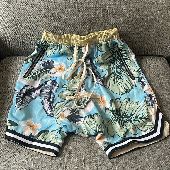 Fear of God Fifth Collection 2017Floral Shorts Size: Large